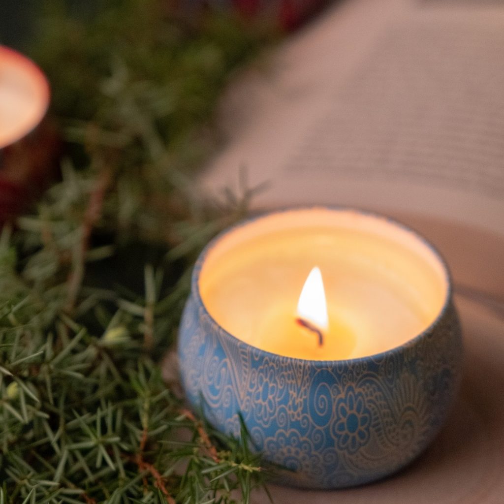 Instagram post from ayaani_aroomiteraapia. This post is in position 2.